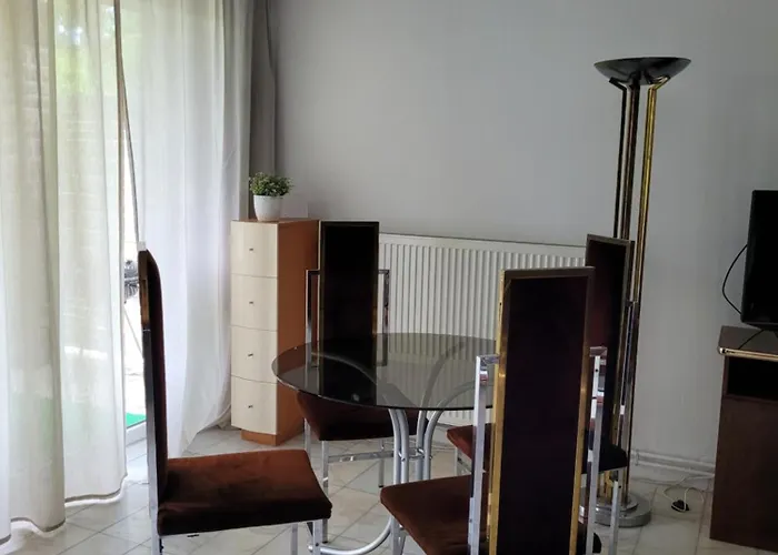 雷卡公寓 * 蒂豪尼